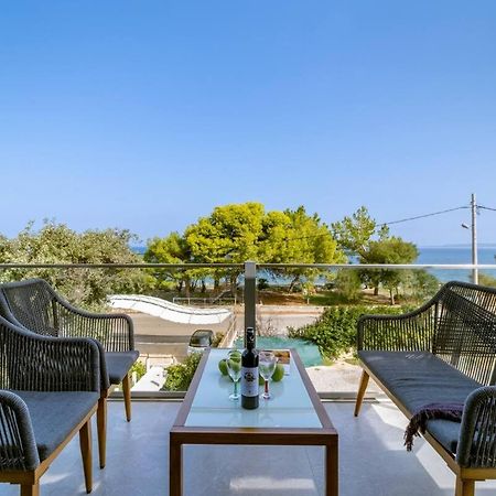 Villa On The Sea Agia Marina  Exterior foto