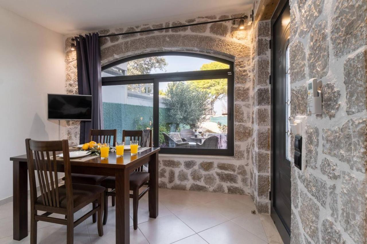 Villa On The Sea Agia Marina  Exterior foto