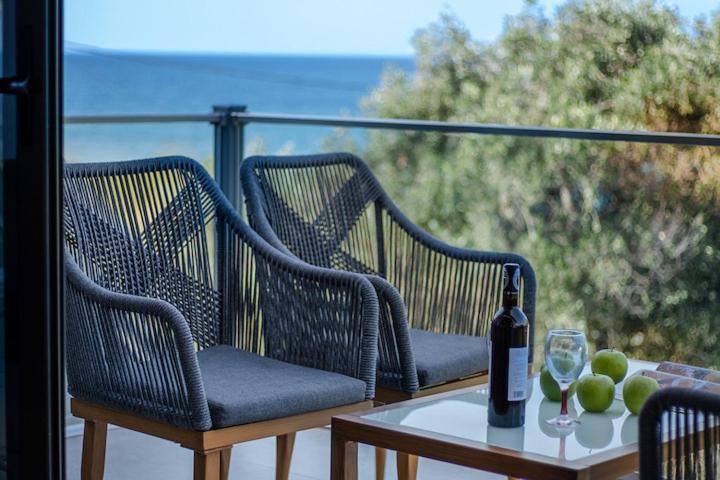 Villa On The Sea Agia Marina  Exterior foto